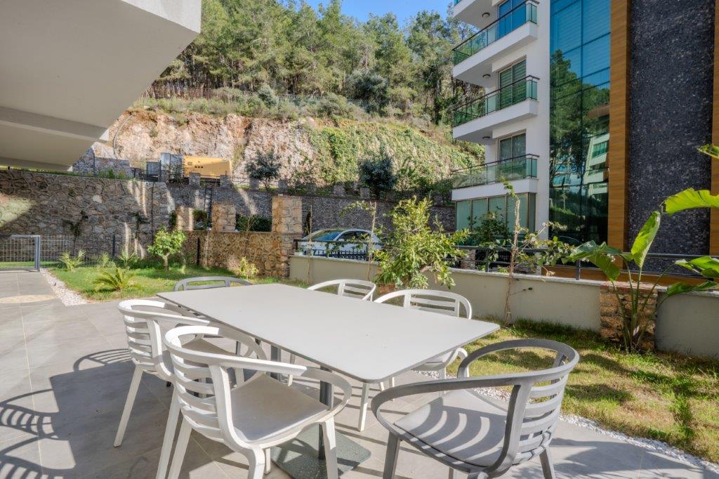 Ein gehobenes Apartment-Refugium in Alanya mit gesicherten Eigentumsurkunden und Panoramablick