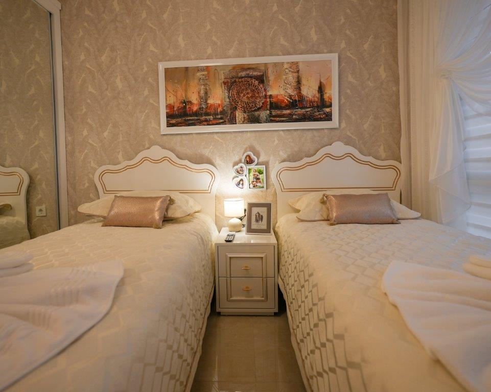 Instapklaar Duplex met Panoramisch Zeezicht in Mahmutlar: Perfect voor Staatsburgerschap