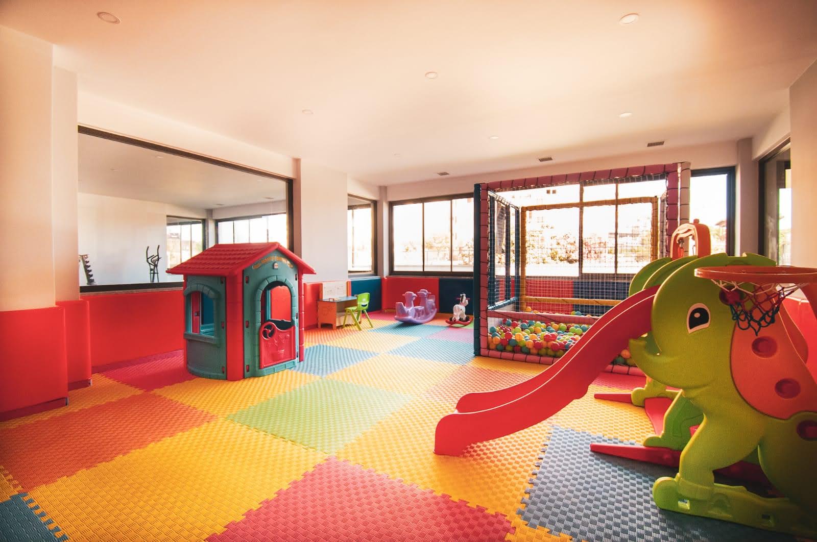 马赫穆特拉一线海景公寓：尊享地中海奢华生活