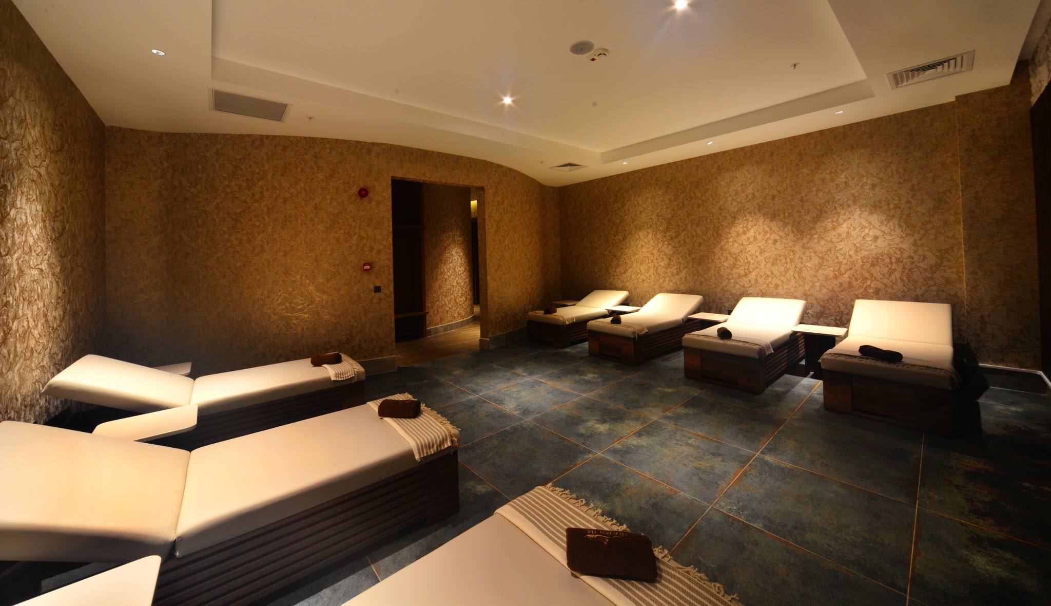 蔚蓝海岸的璀璨明珠：阿兰尼亚Payallar奢华海景公寓与复式官邸