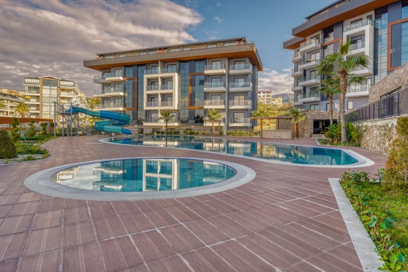 Kestelin rauhallisessa syleilyssä: Uudet, valmiit kerros- ja kaksitasoiset asunnot odottavat