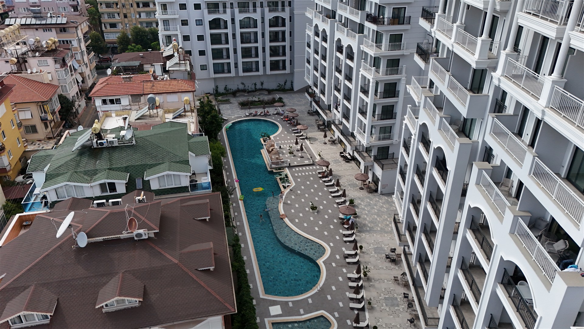 Алания Меркездегі таңдаулы заманауи пәтерлер: Клеопатра жағажайына жақын