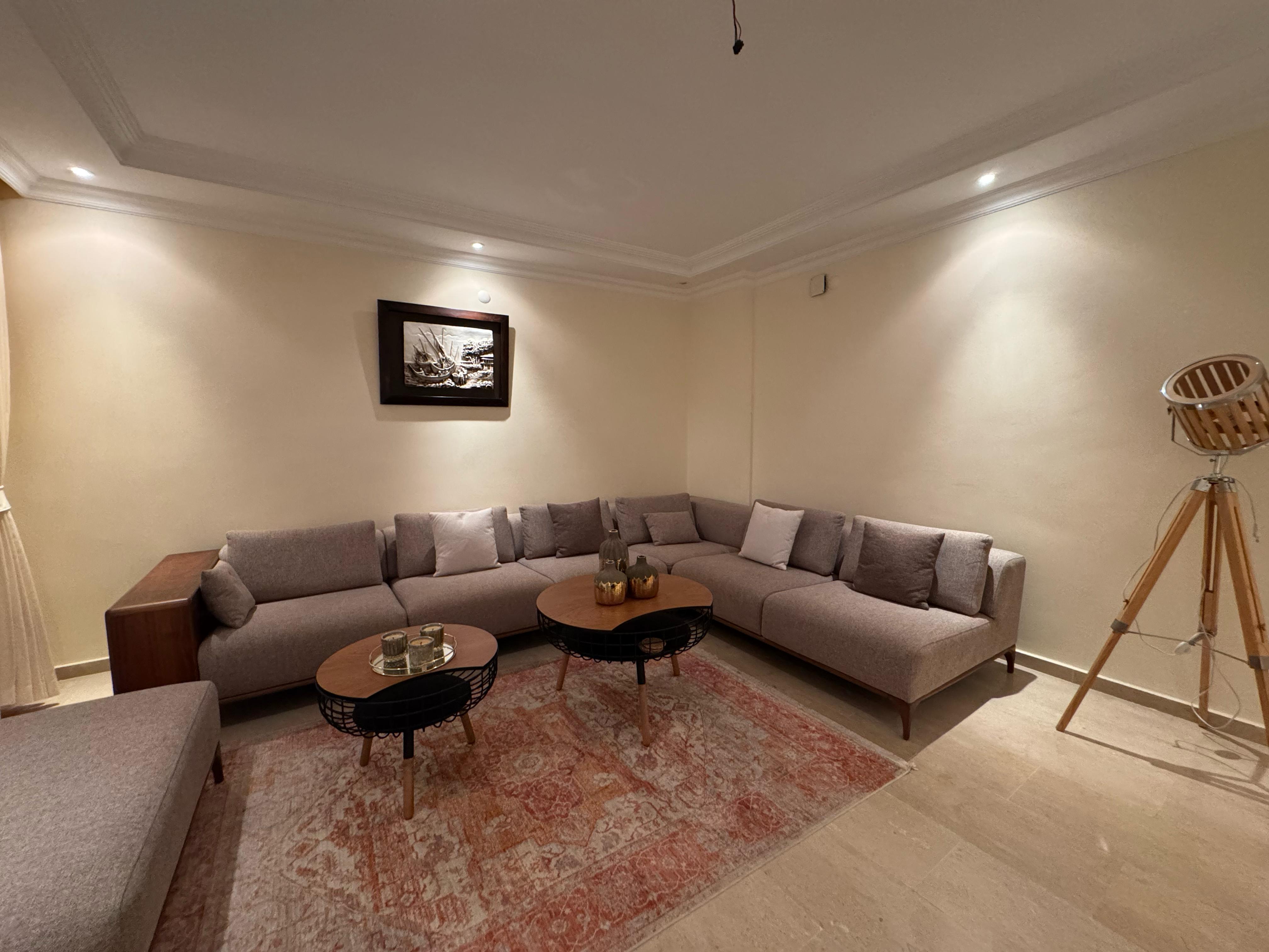 马赫穆特拉海滨豪华公寓，拎包入住，尊享即时生活