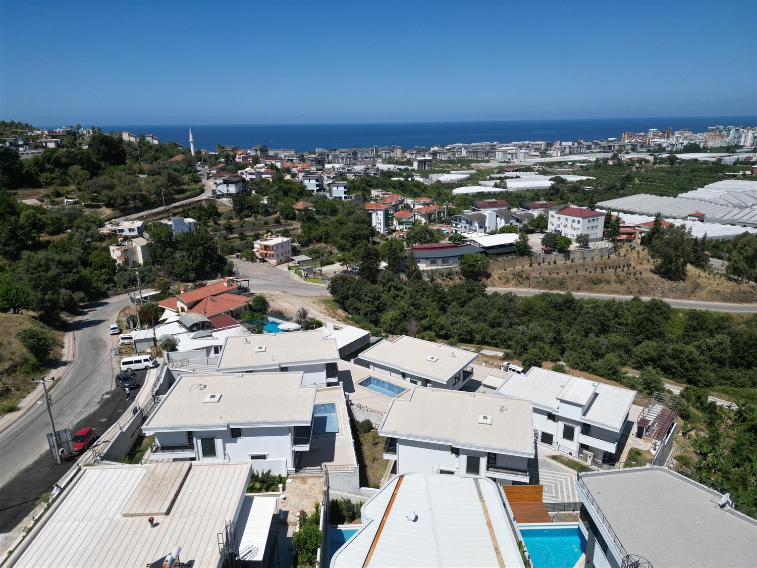 Сучасна 4-спальна вілла в Каргиджаку: приватний оазис біля Аланії