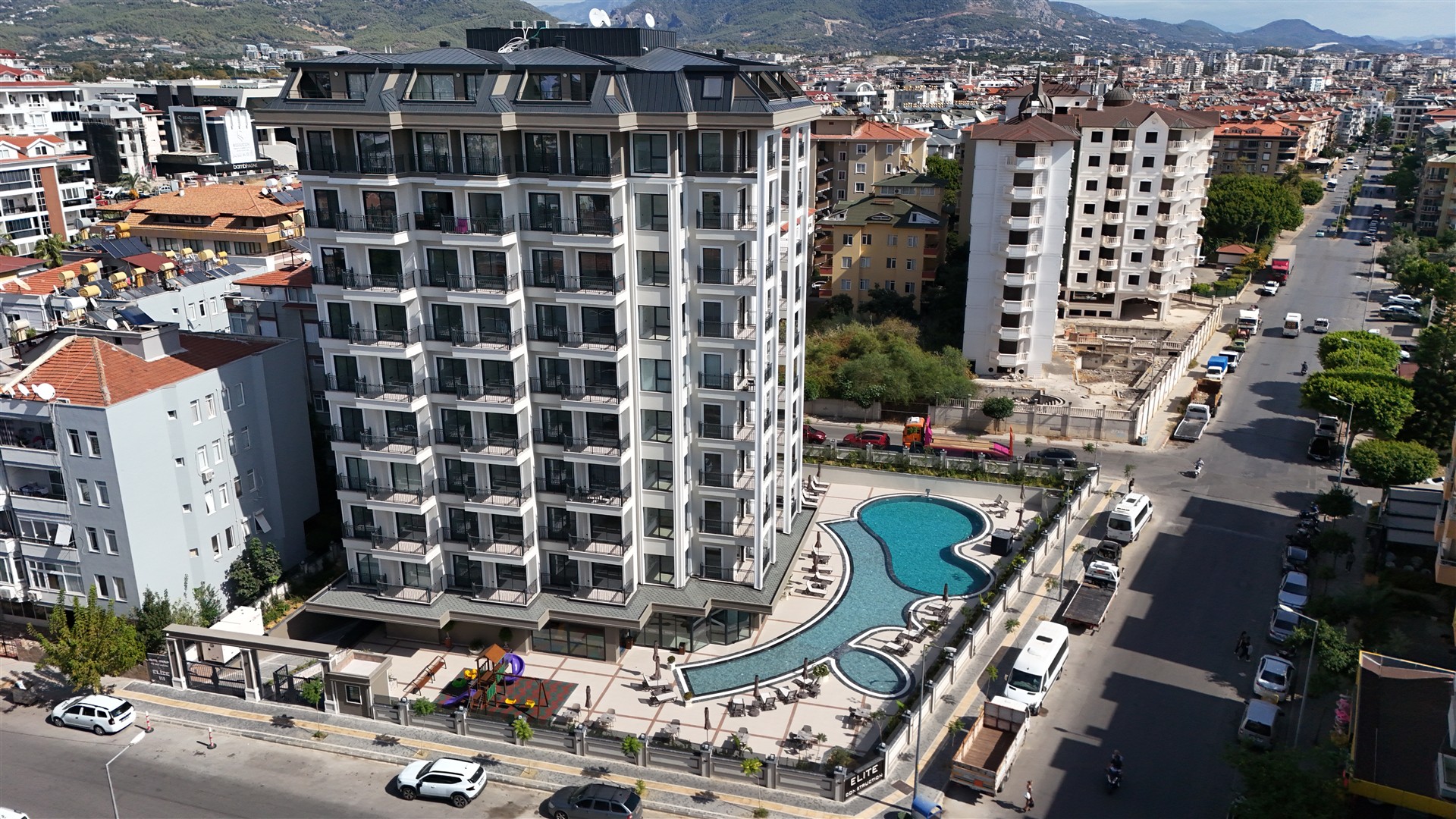 Nieuwe Appartementen en Duplexen met Zeezicht te Koop in het Geliefde Kargıcak