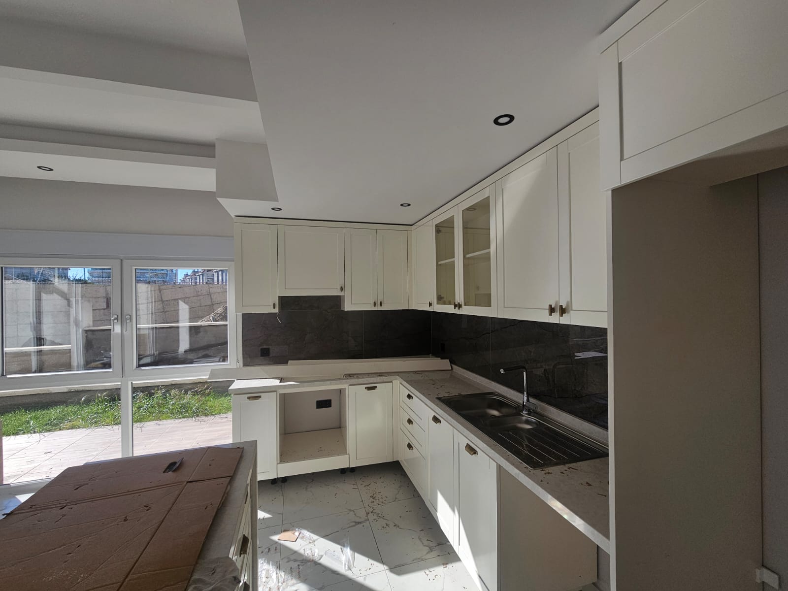 Avaimet käteen -luksusasunnot Avsallarissa: Modernit kodit Incekumin rannan äärellä