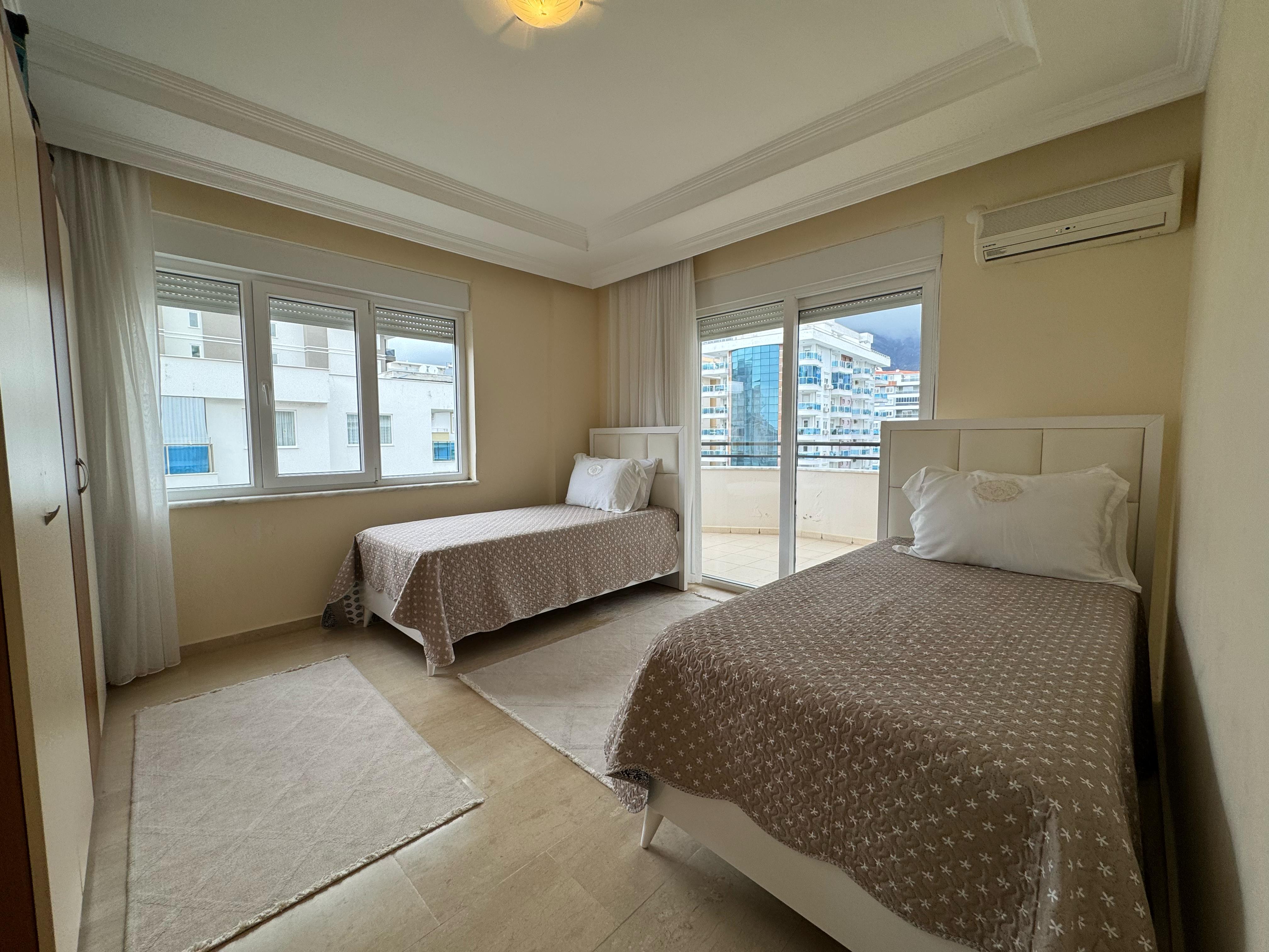 马赫穆特拉海滨豪华公寓，拎包入住，尊享即时生活