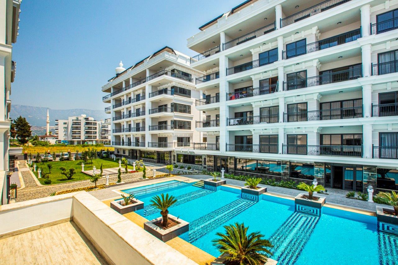 Prestijli Kargıcak'ta Tam Resort Olanaklı Geniş Dubleks Rezidans