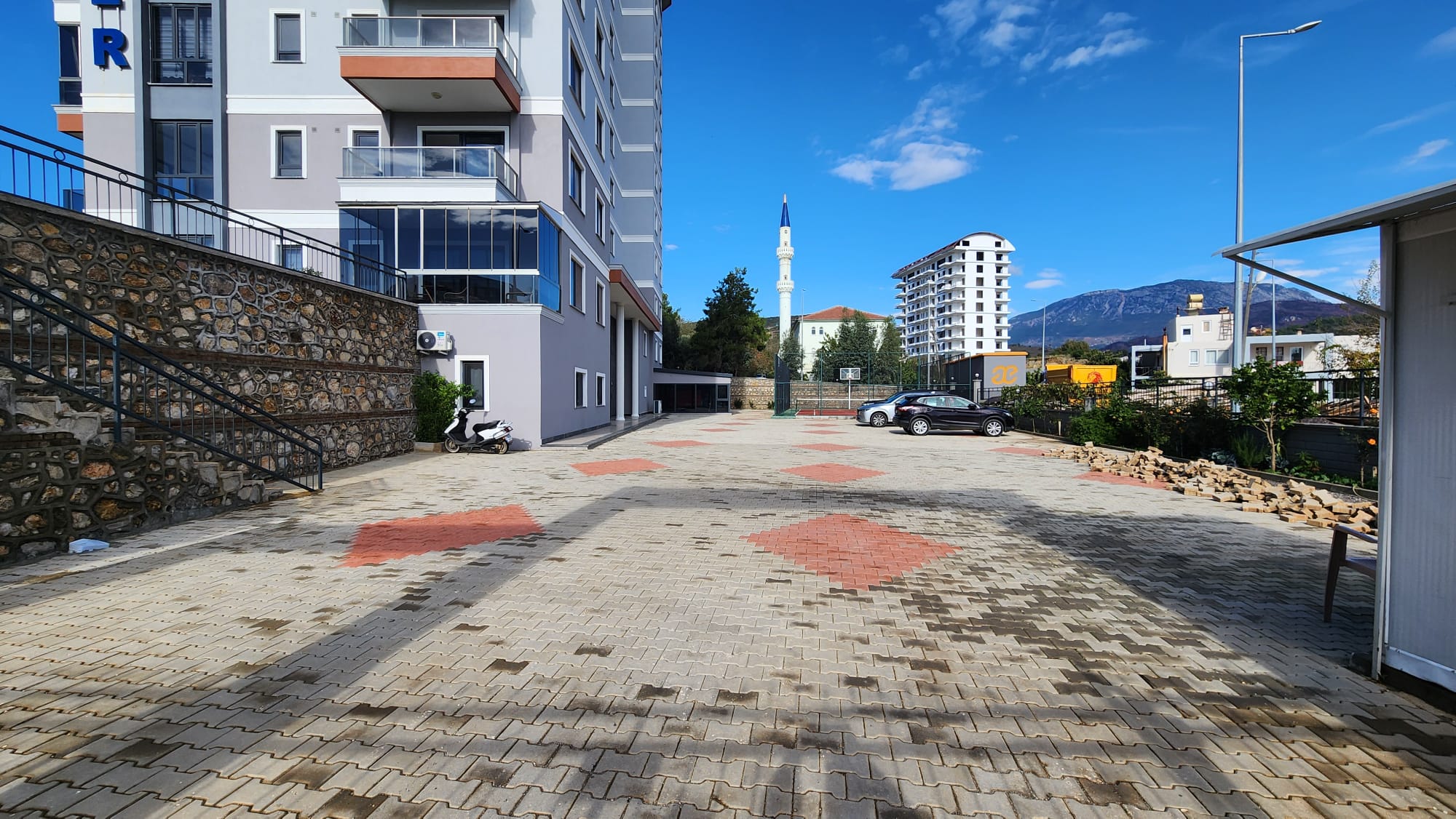 Eksklusive Lejligheder og Duplexboliger i Demirtaş – En Oase ved Middelhavet