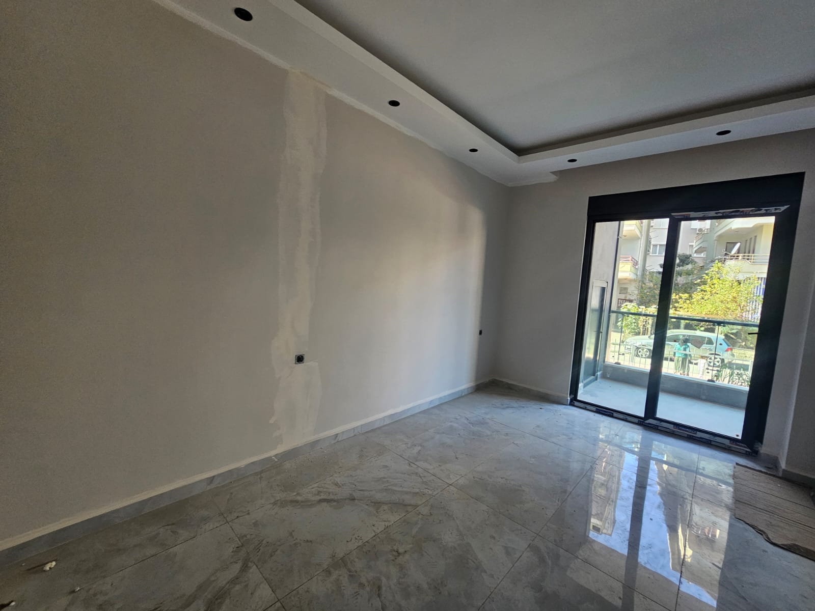 阿拉尼亚中心豪华公寓与复式住宅：尊享地中海生活与卓越投资