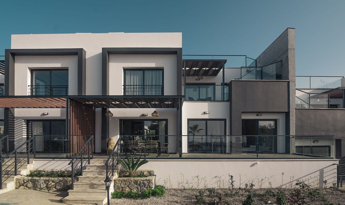 Résidence Duplex de Prestige à Chypre : Vues Panoramiques Mer et Golf