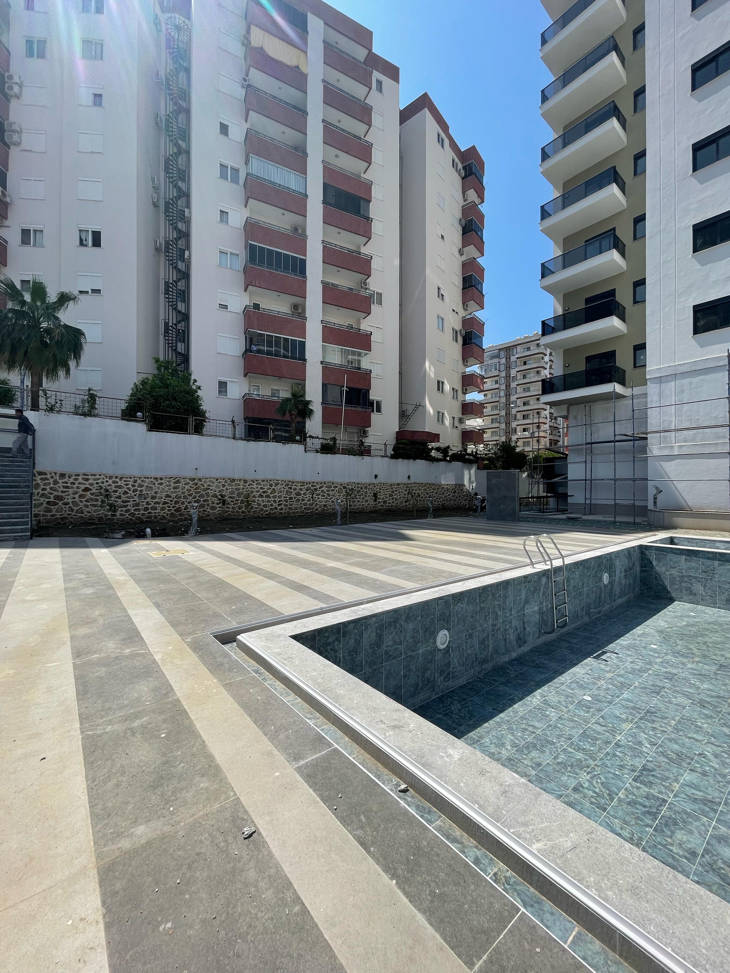 Exclusieve Resort-Stijl Appartementen en Duplexen in het Bruisende Mahmutlar