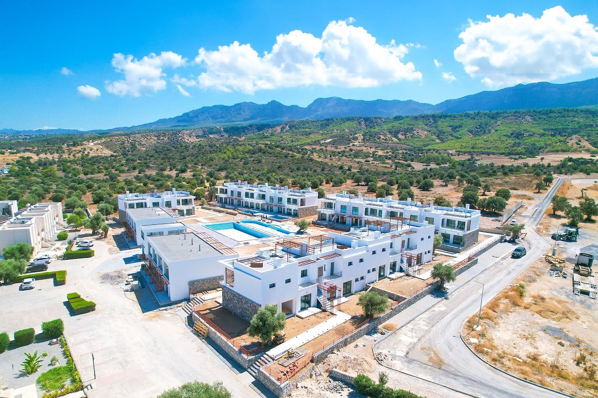 Naturskøn Oase i Esentepe: Eksklusiv Lejlighed ved Cyperns Kyst