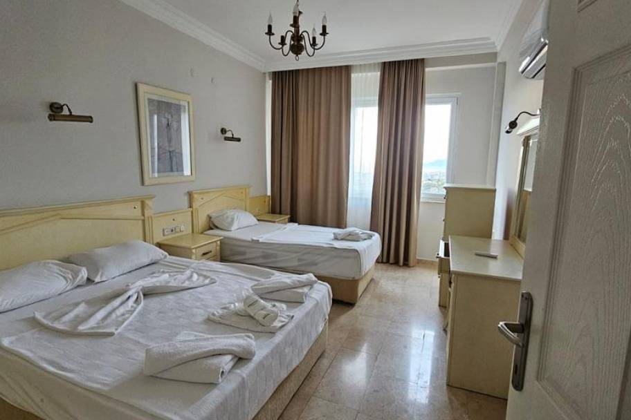 阿兰亚Kargicak区Gold City五星级全家具海景住宅出租