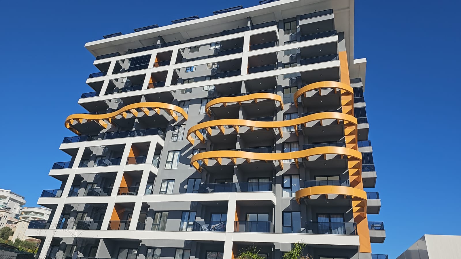 New Resort-Style Apartments and Duplexes for Sale in Avsallar, Alanya