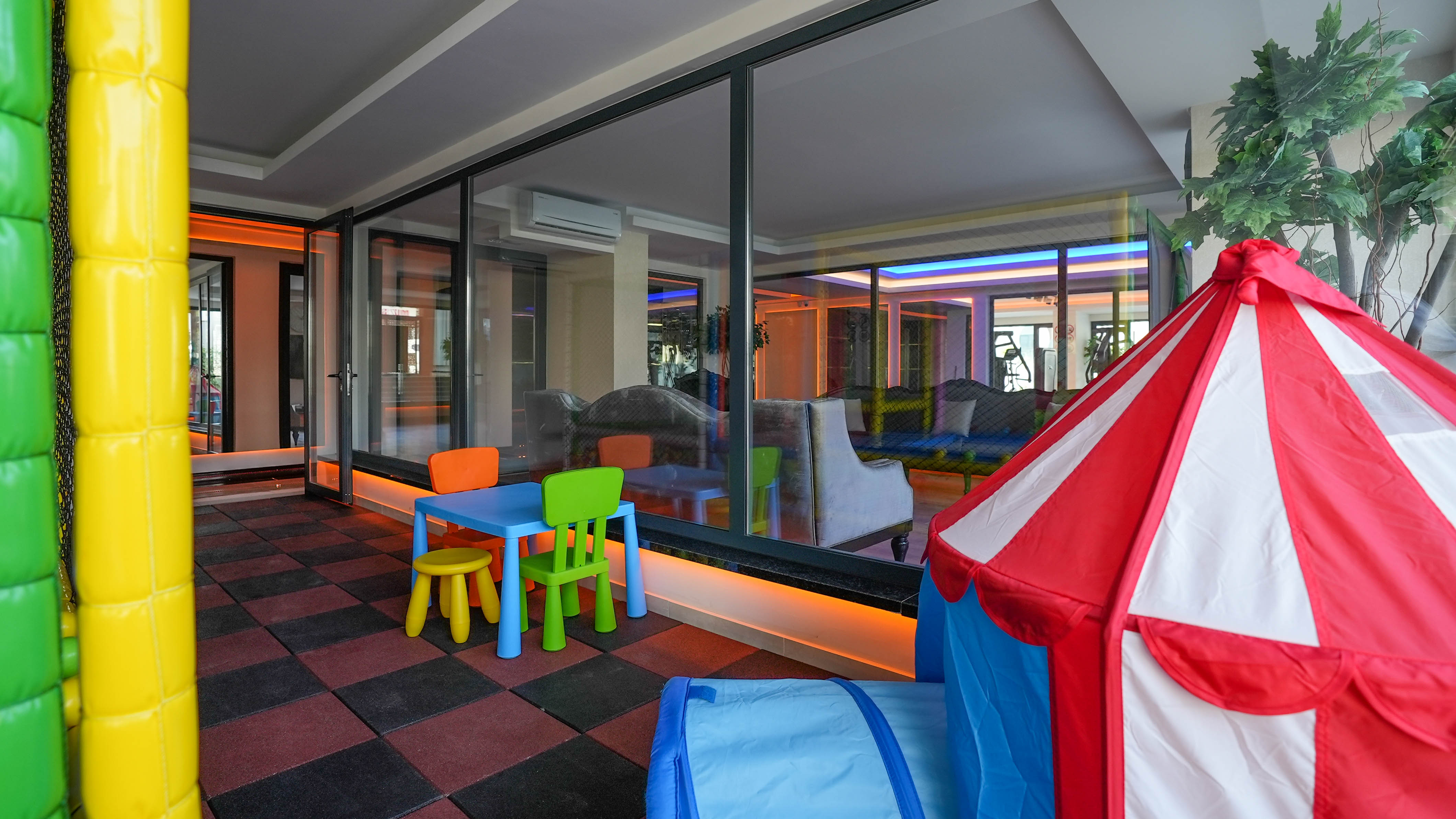 Instapklaar Duplex met Panoramisch Zeezicht in Mahmutlar: Perfect voor Staatsburgerschap