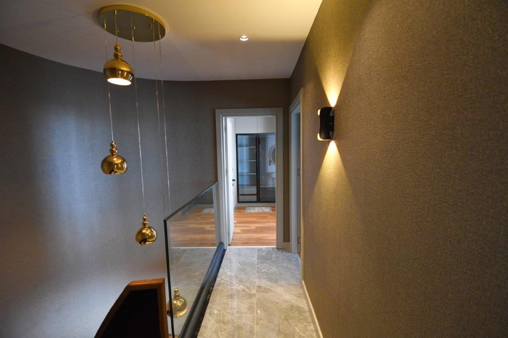 Eksklusive topvillaer i Kargicak med private pools og betagende havudsigt